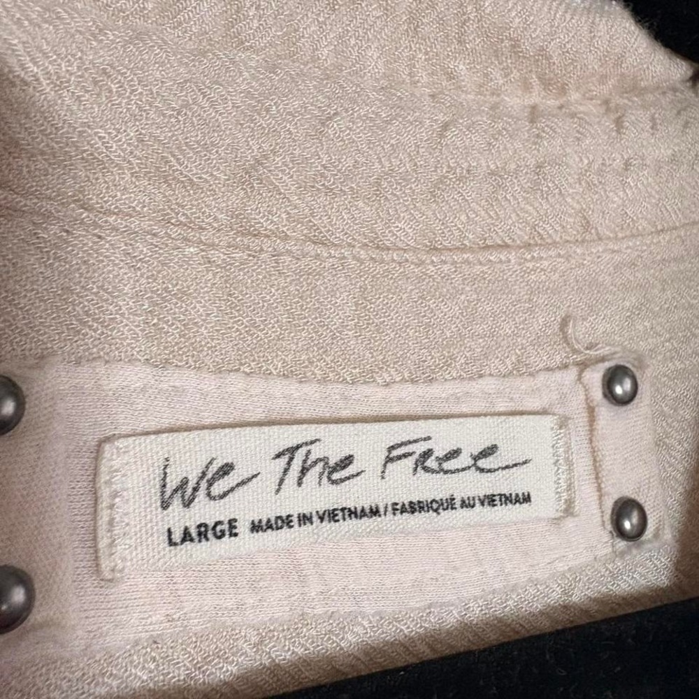 We The Free Cream Button Up Oversized Boho Size LG Gauzy Lagenlook Resort - Picture 2 of 7